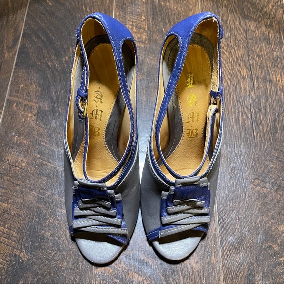 L.A.M.B. Ruffle Front Heels size 6.5 - Picture 3 of 6